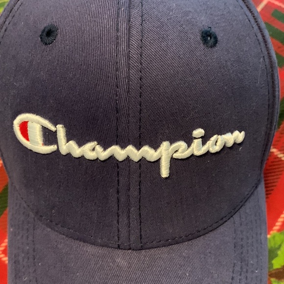 🧢NWT Navy Champion Ball Cap from Urban Outfitters! - Picture 6 of 7
